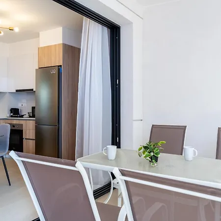 Jas Living - Chic Apts & Balconies In