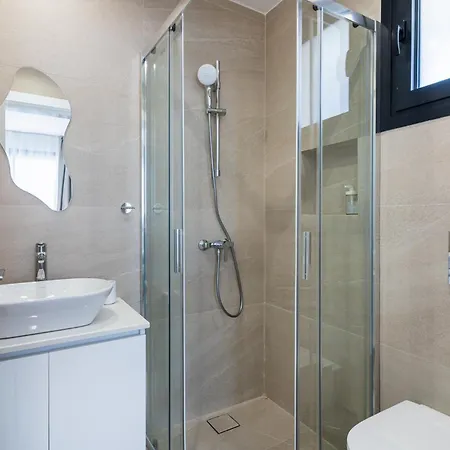 Jas Living - Chic Apts & Balconies In شقة *