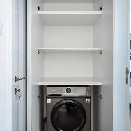 דירה Jas Living - Chic Apts & Balconies In *