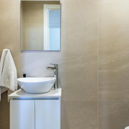 شقة Jas Living - Chic Apts & Balconies In *
