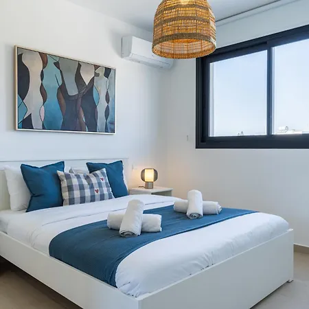 شقة Jas Living - Chic Apts & Balconies In لارنكا