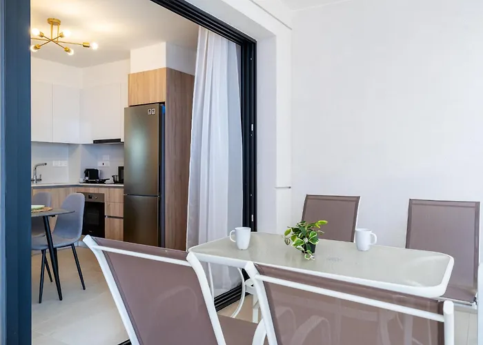 Jas Living - Chic Apts & Balconies In