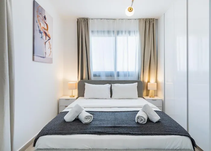 Apartmán Jas Living - Chic Apts & Balconies In Larnaca