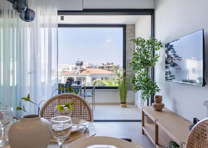 Jas Living - Chic Apts & Balconies In Apartmán *